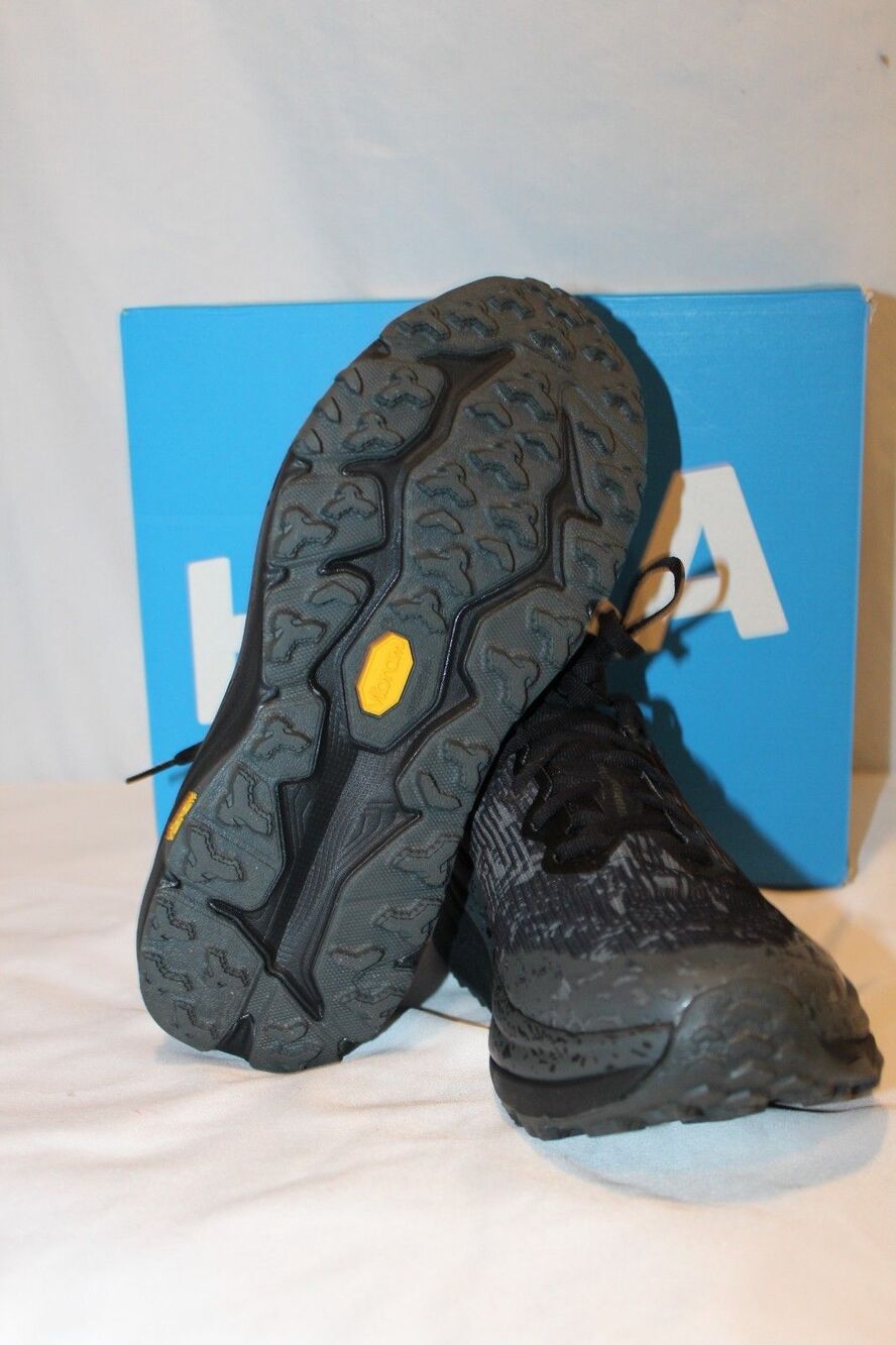 Hoka Women's Speedgoat 6 GTX Wide Running Athletic Sneakers Black NIB 8 D - Picture 8 of 8
